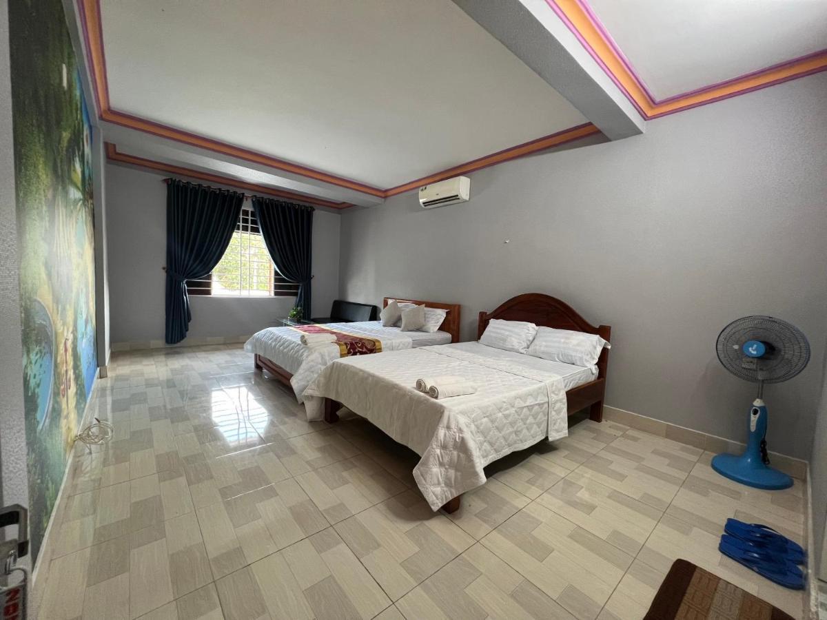 Nhà Nghỉ Hồng Trang - Thủ Dầu Một Thu Dau Mot Exterior foto