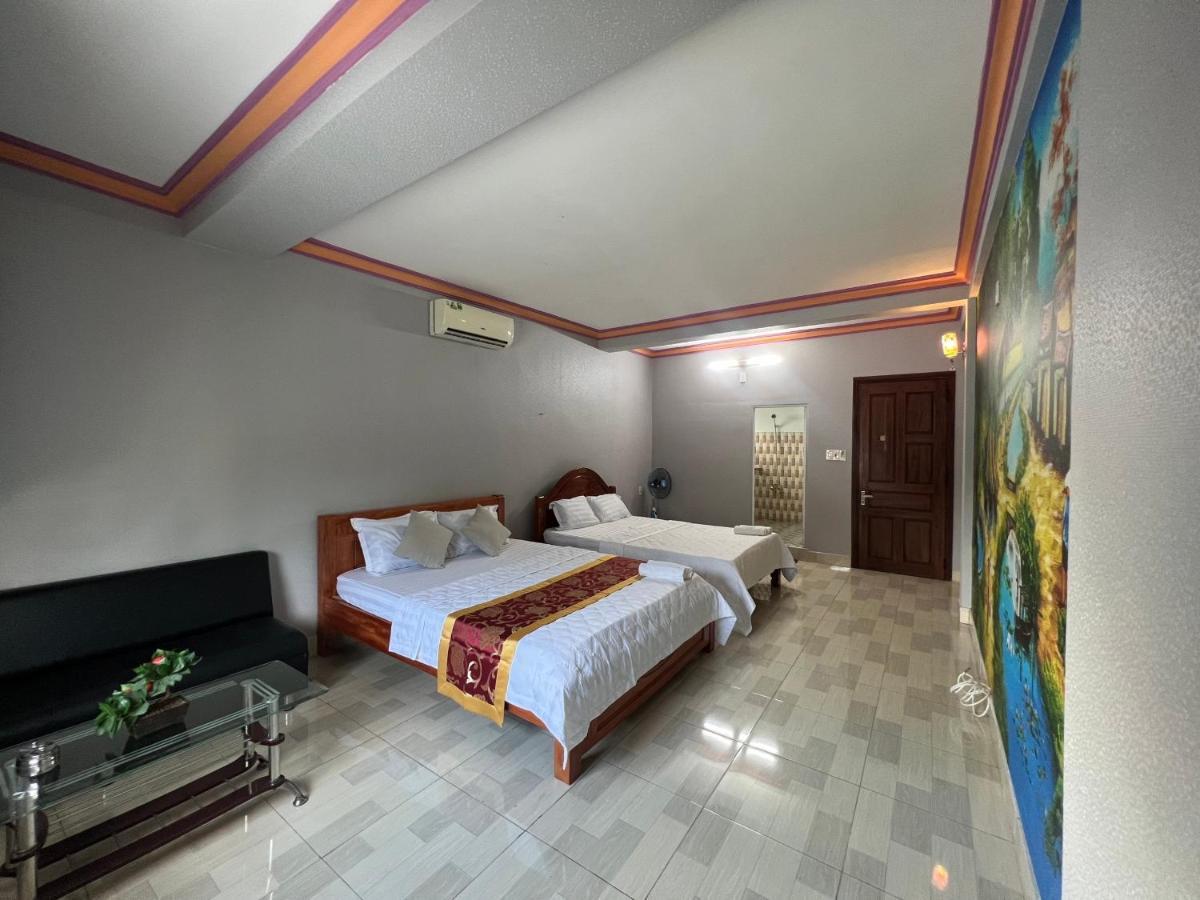 Nhà Nghỉ Hồng Trang - Thủ Dầu Một Thu Dau Mot Exterior foto