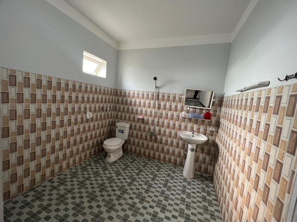 Nhà Nghỉ Hồng Trang - Thủ Dầu Một Thu Dau Mot Exterior foto
